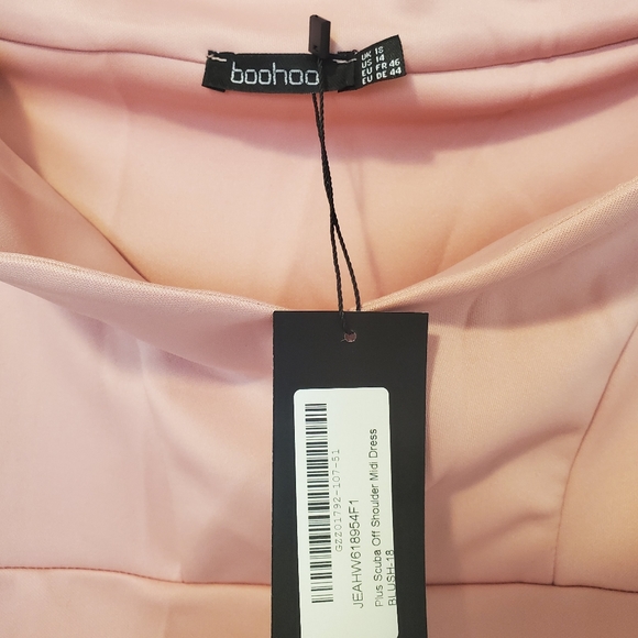 BooHoo Plus Off Shoulder Midi Dress - Picture 2 of 3